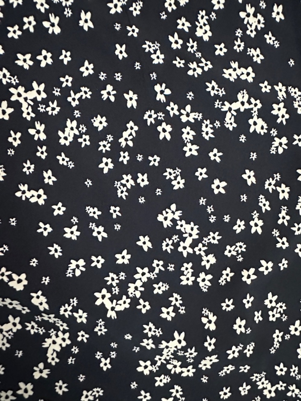 G/FORE Navy Floral Sleeveless Button-Front Top - Picture 5 of 7